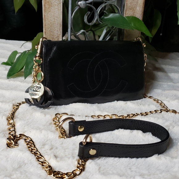 CHANEL Handbags - 💥💥TRADE💥💥Chanel wallet/WOC